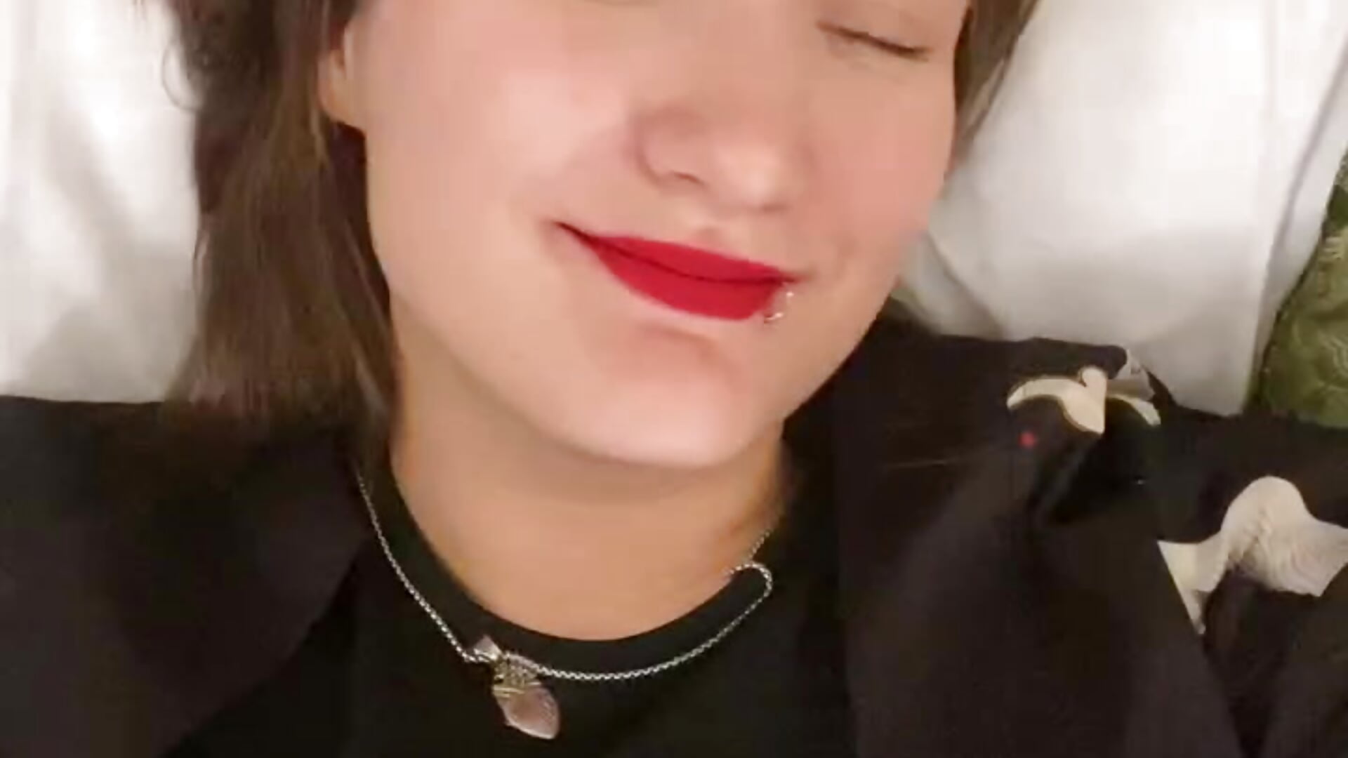 ❤ - video by AngelicRinnert cam model