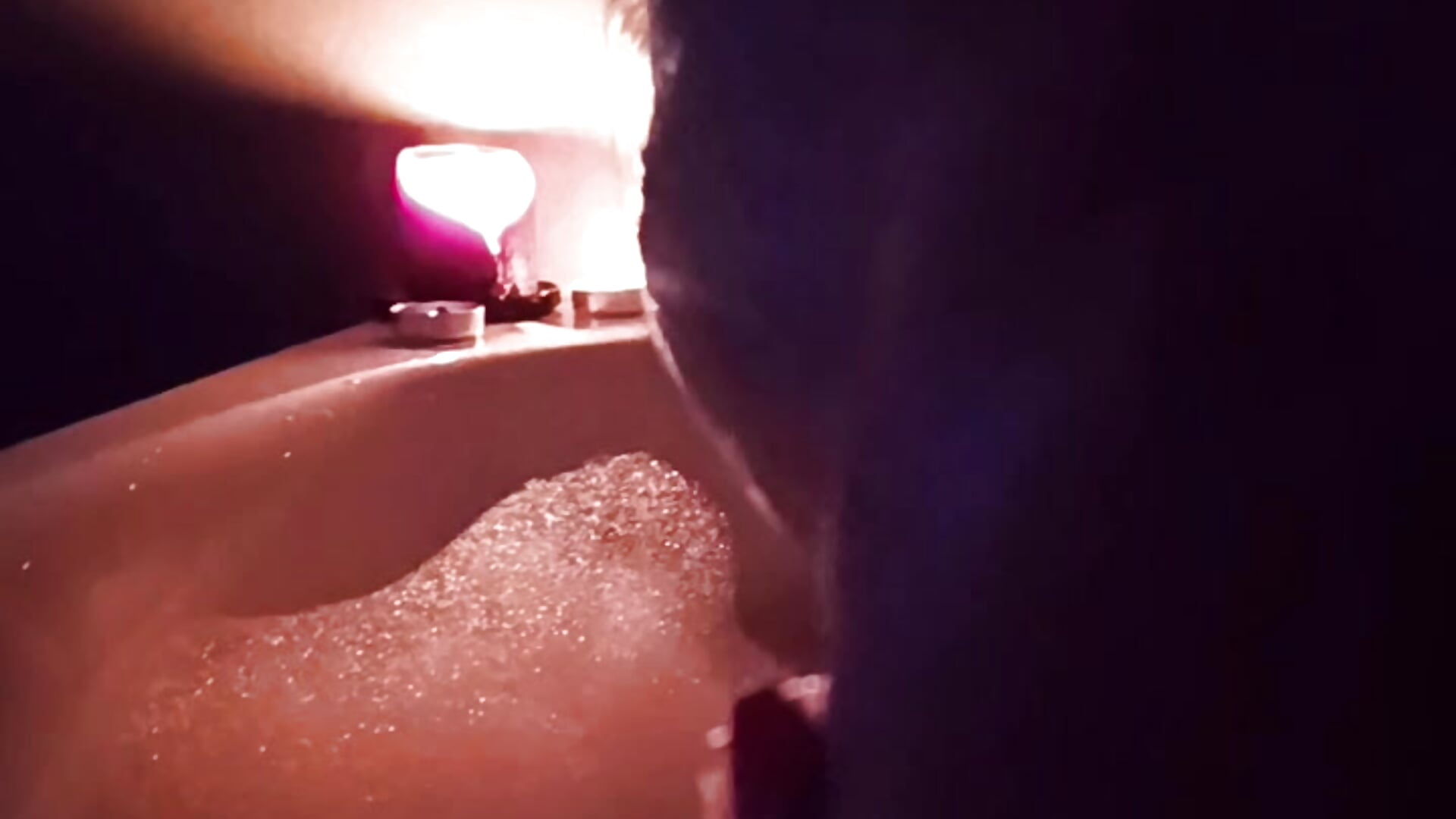 Sharing my wet moments🤭💦 - vidéo du modèle de showcams SofiAngela