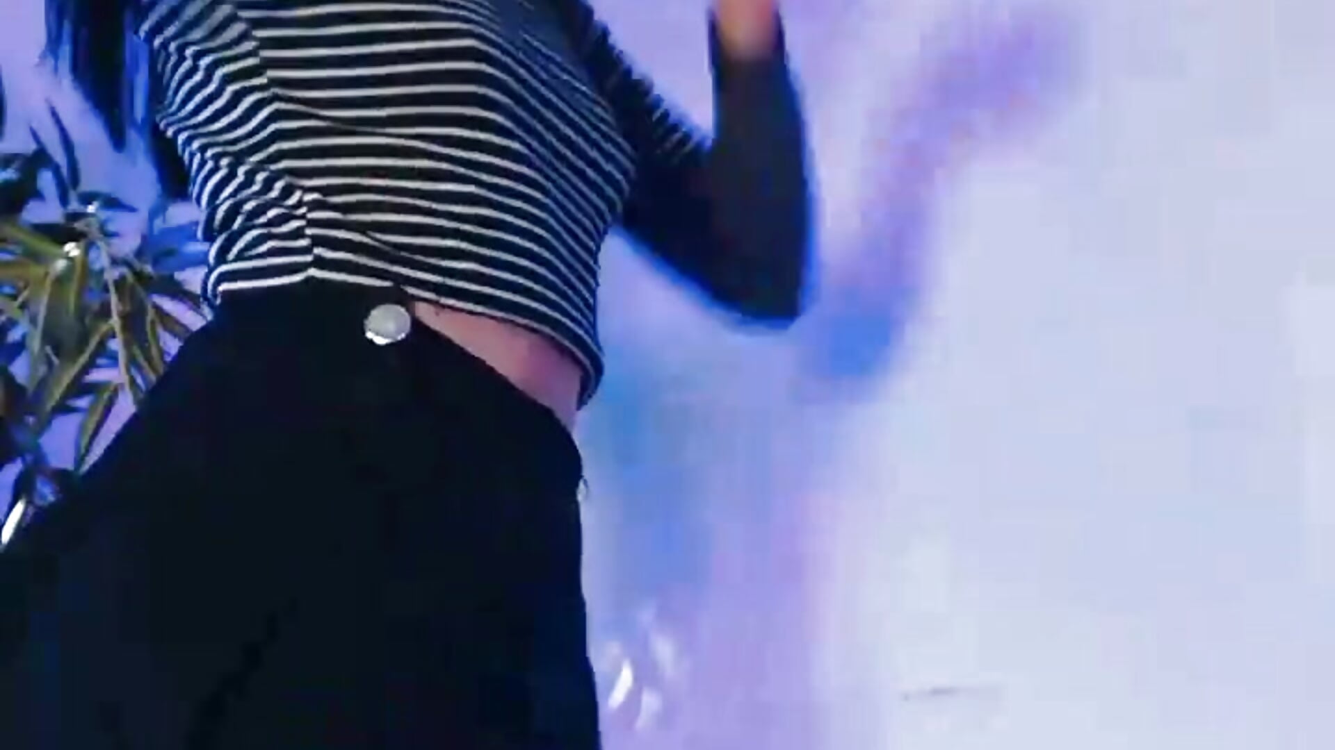 Your girl love give you a nice views - video by itsmroom_ cam model