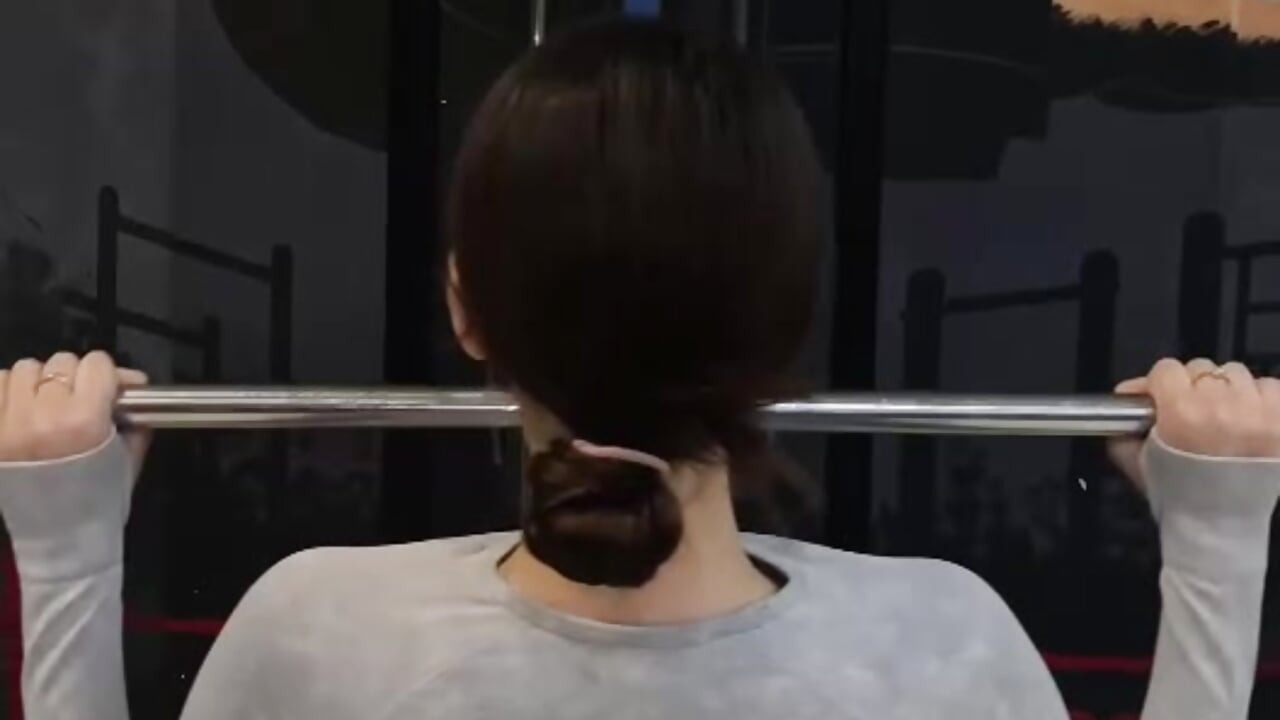 My back workout! - video by ElmaSmallman cam model