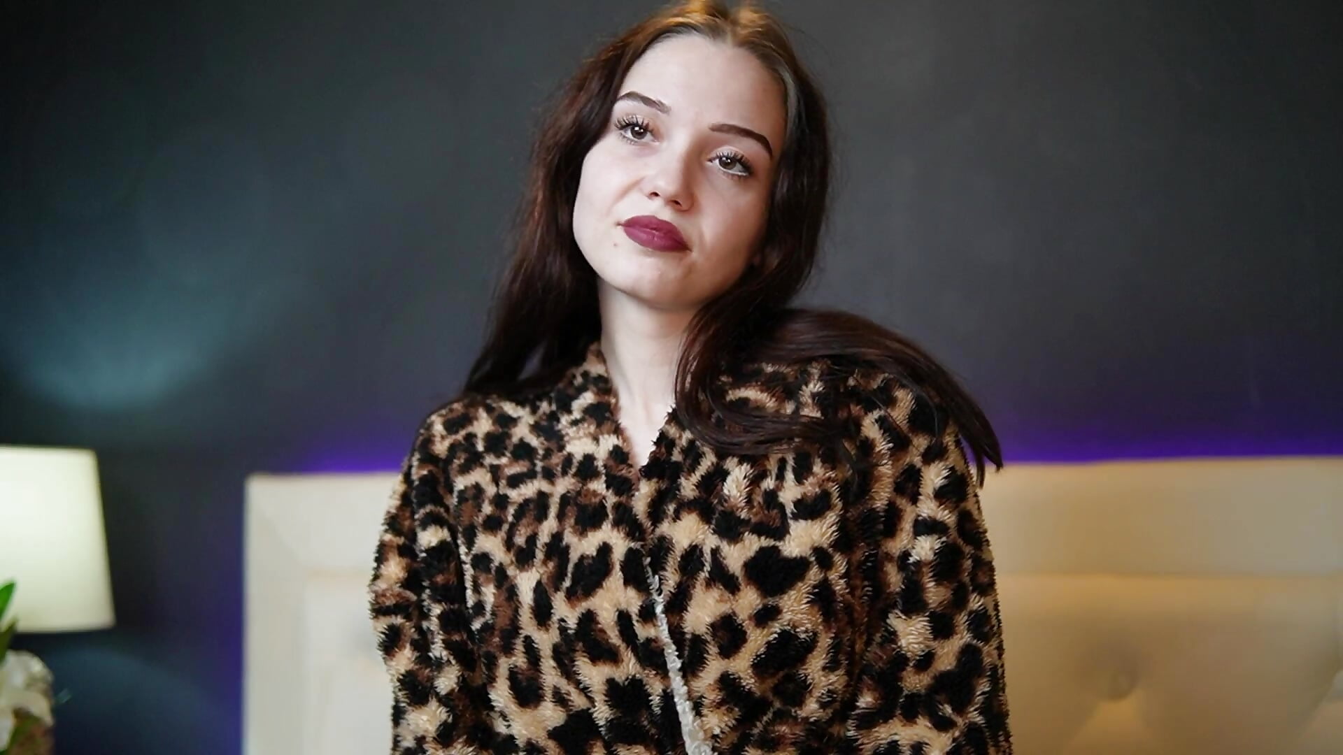 Teaser– JosieLili kameramodell videója