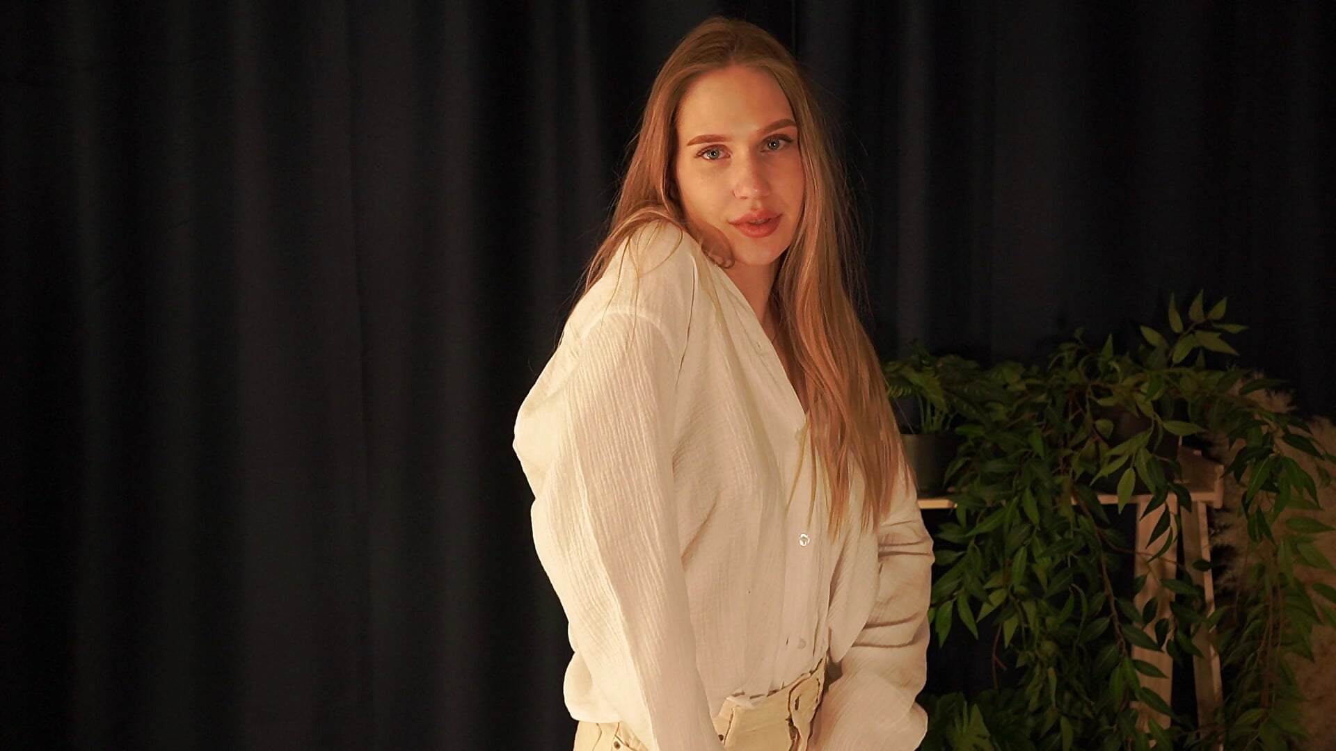 Endless Journey - video by MinnaSora cam model