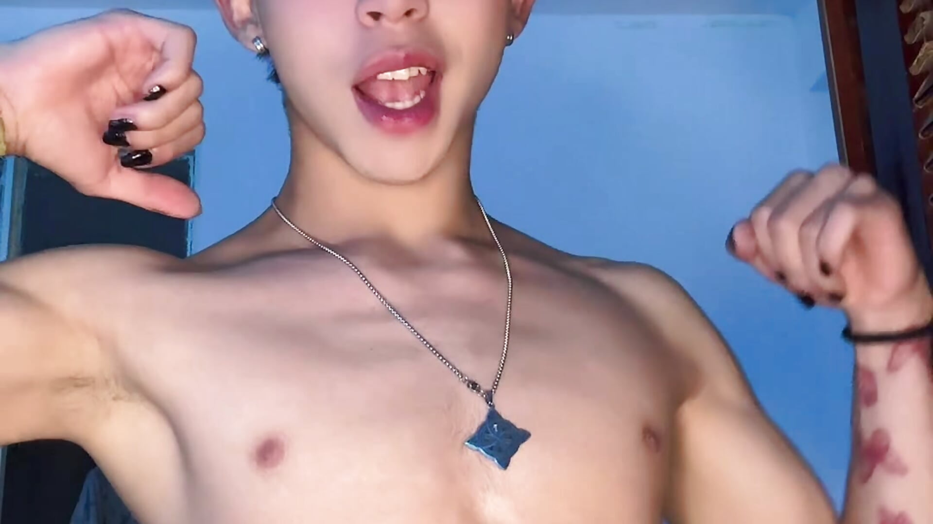 Body 🔥😻 - відео від вебкаммоделі Prince_Apolo