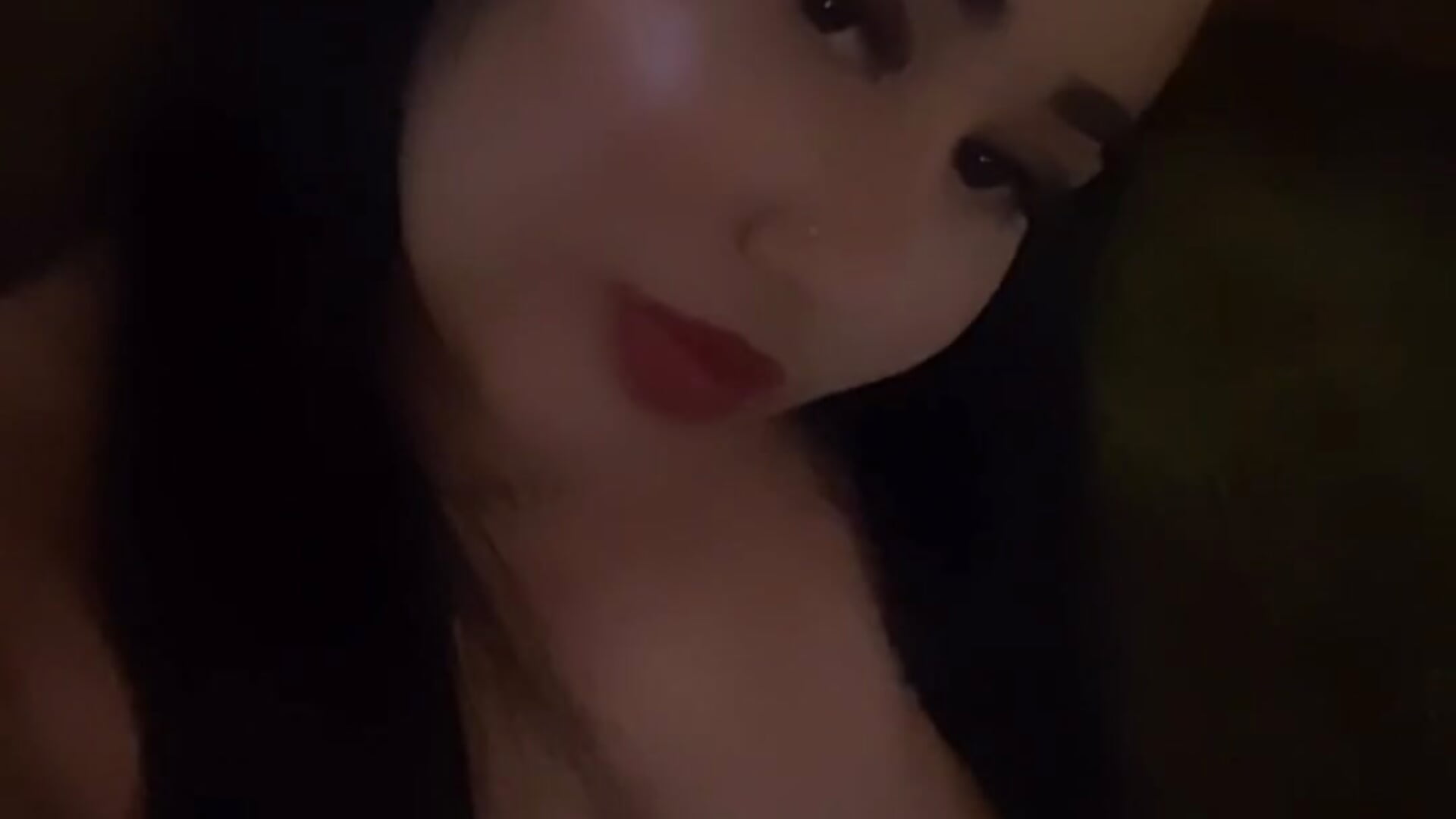 F4CE2FAF-531D-4E95-9624-E6C2BE48CF4B - video by 69scarlet_funny cam model