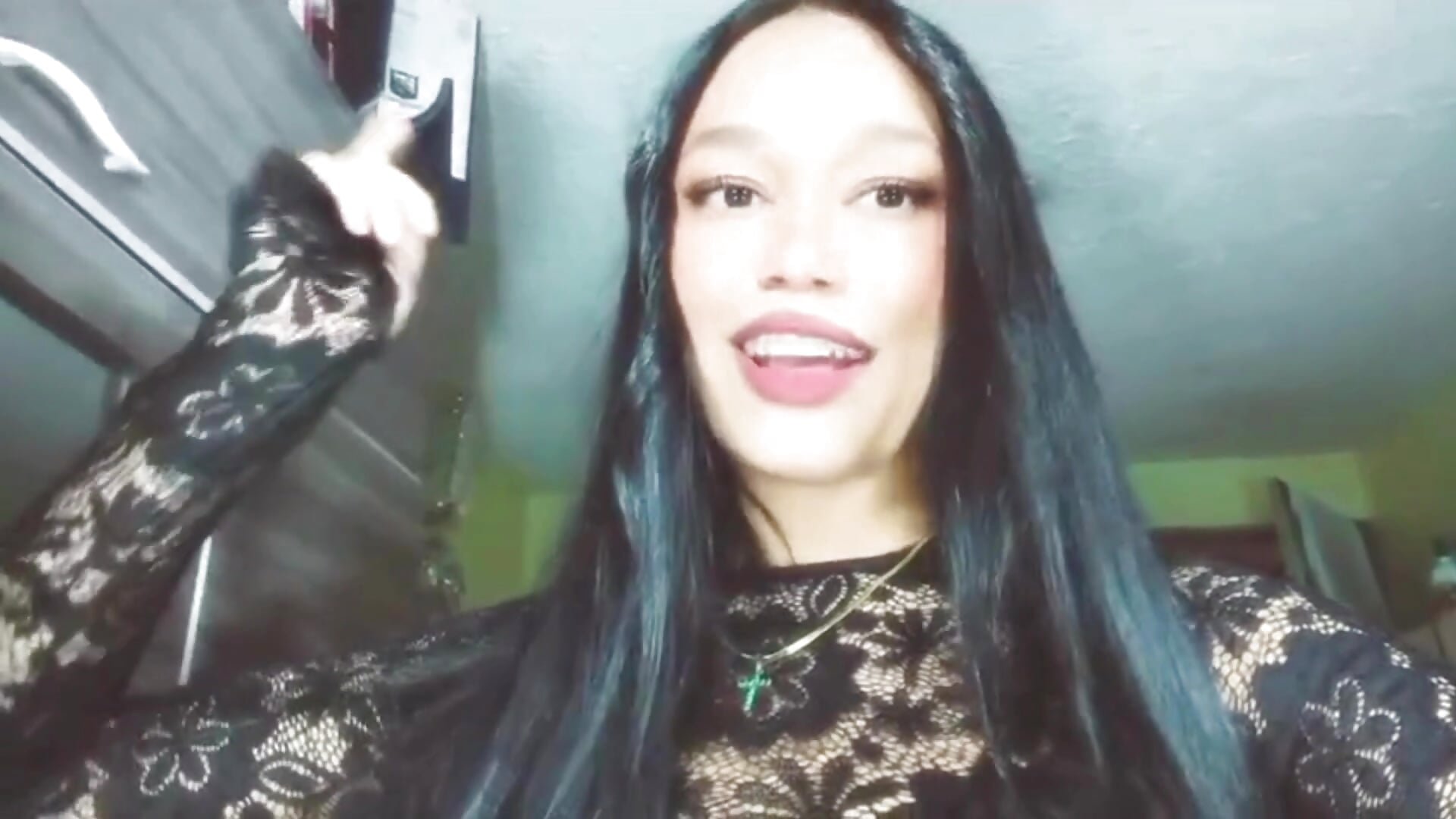 Also me - video by coraline_vera cam model