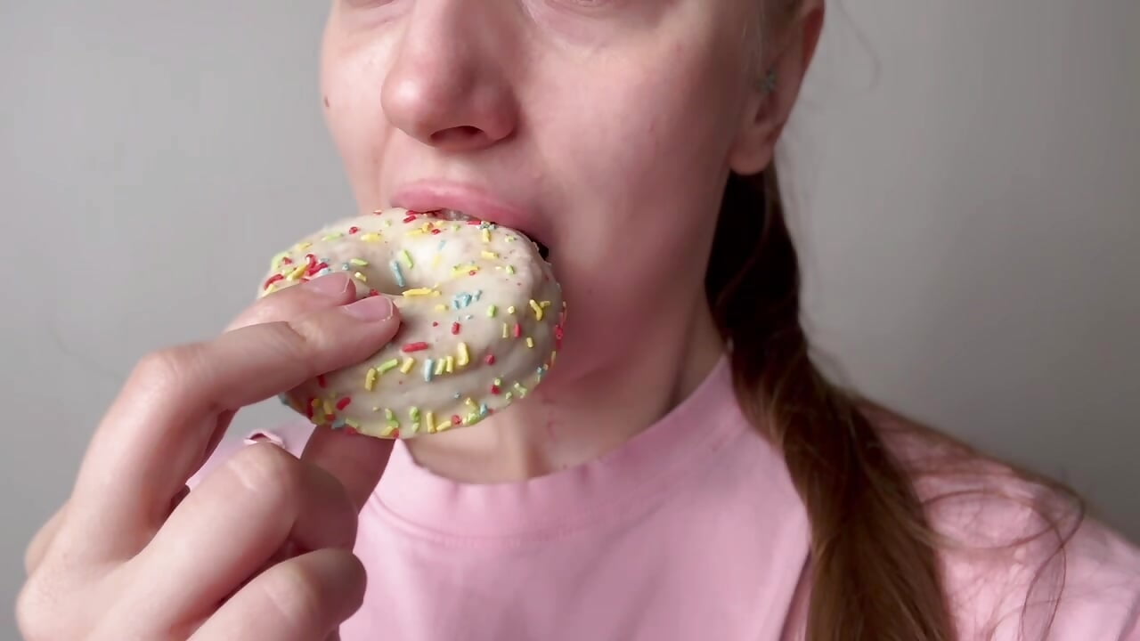 Will you eat some sweets with me? - video by Helga_vibe cam model