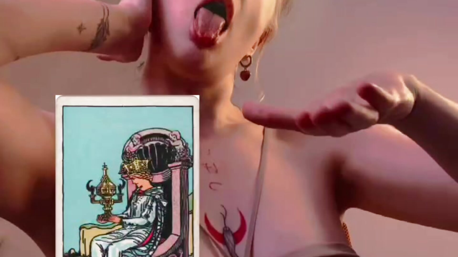 I'm your sexy tarot reader :D - video by Helga_vibe cam model