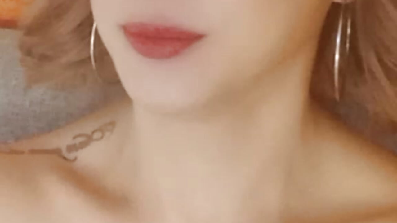 Feeling pretty - Vídeo de MerryJollyFuckRiri, modelo de vídeos