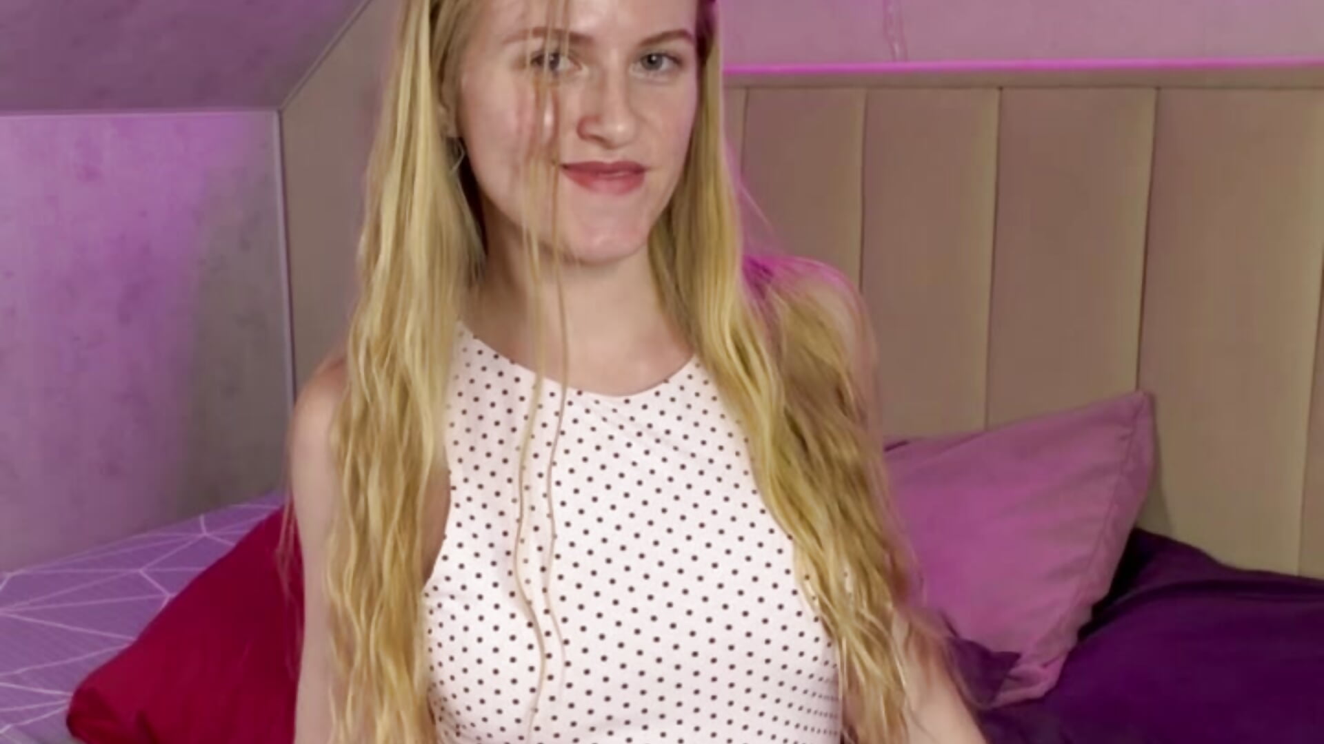 hop hop — filmik Alicia_Hars, modela(-lki) na kamerkach