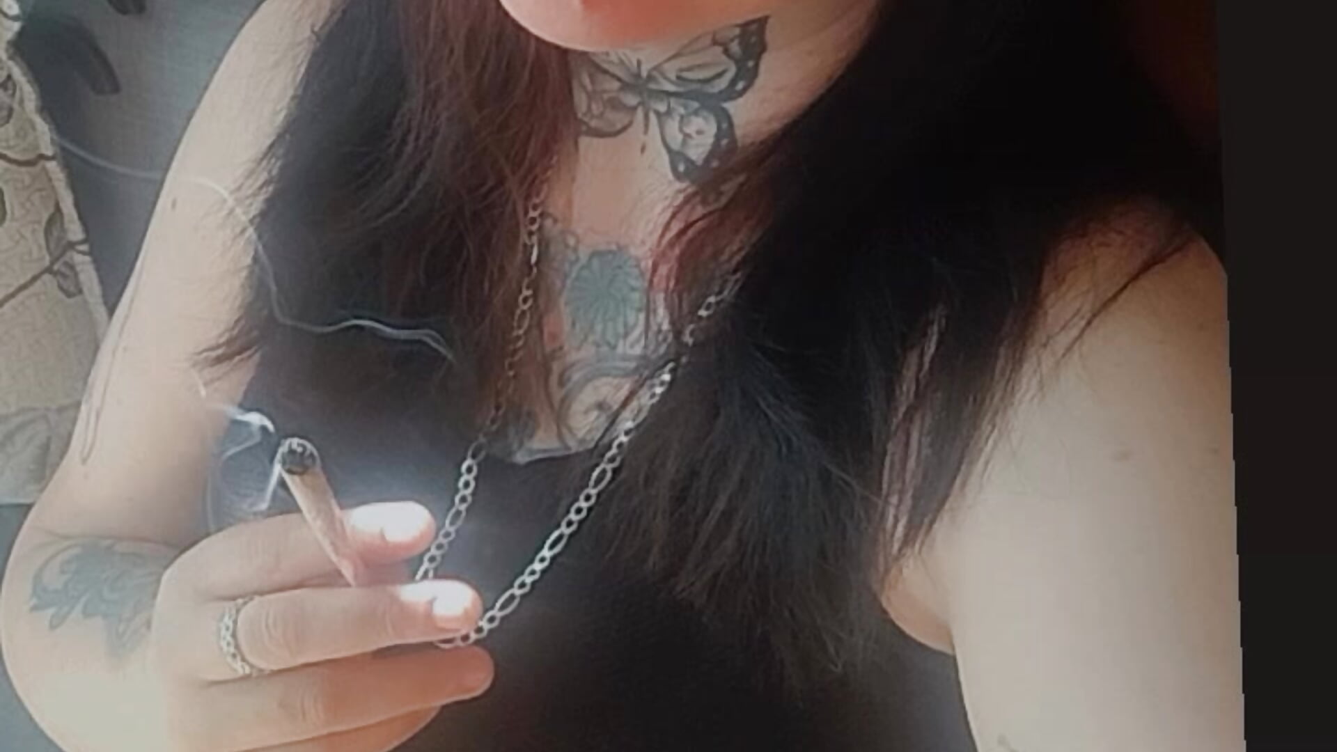 Relax ✨🍀 - video by peligrosaexotica cam model