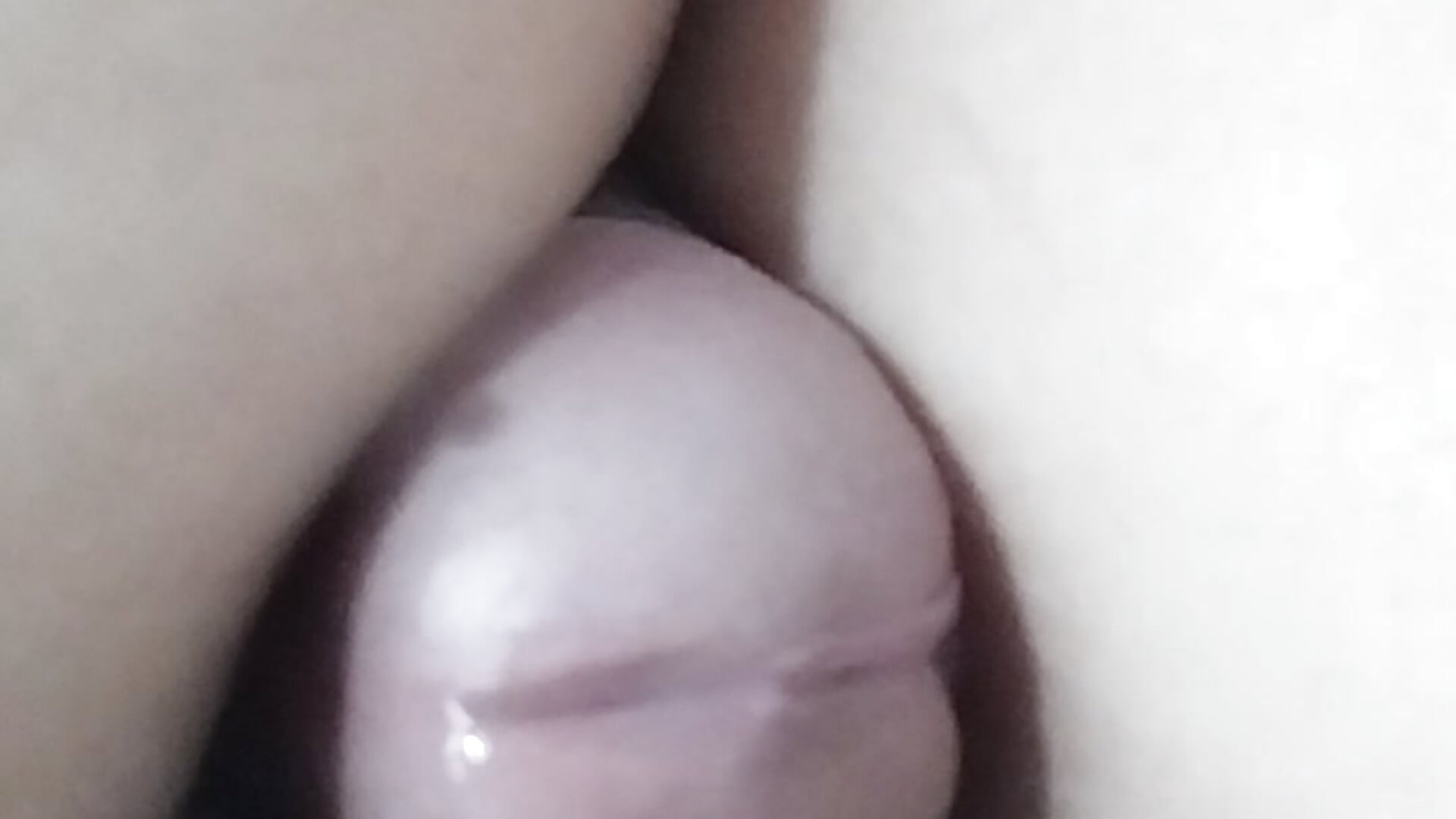 Drops🤭💦－カメラキャストのHoney-Nikの動画