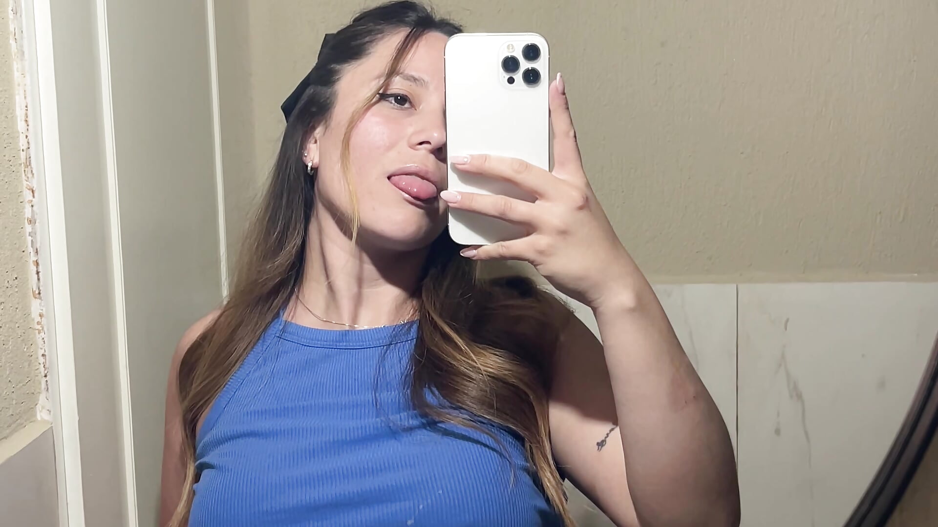 HOLA MI AMOR 🫦❤️‍🔥 - video di Nasss7 modella di cam