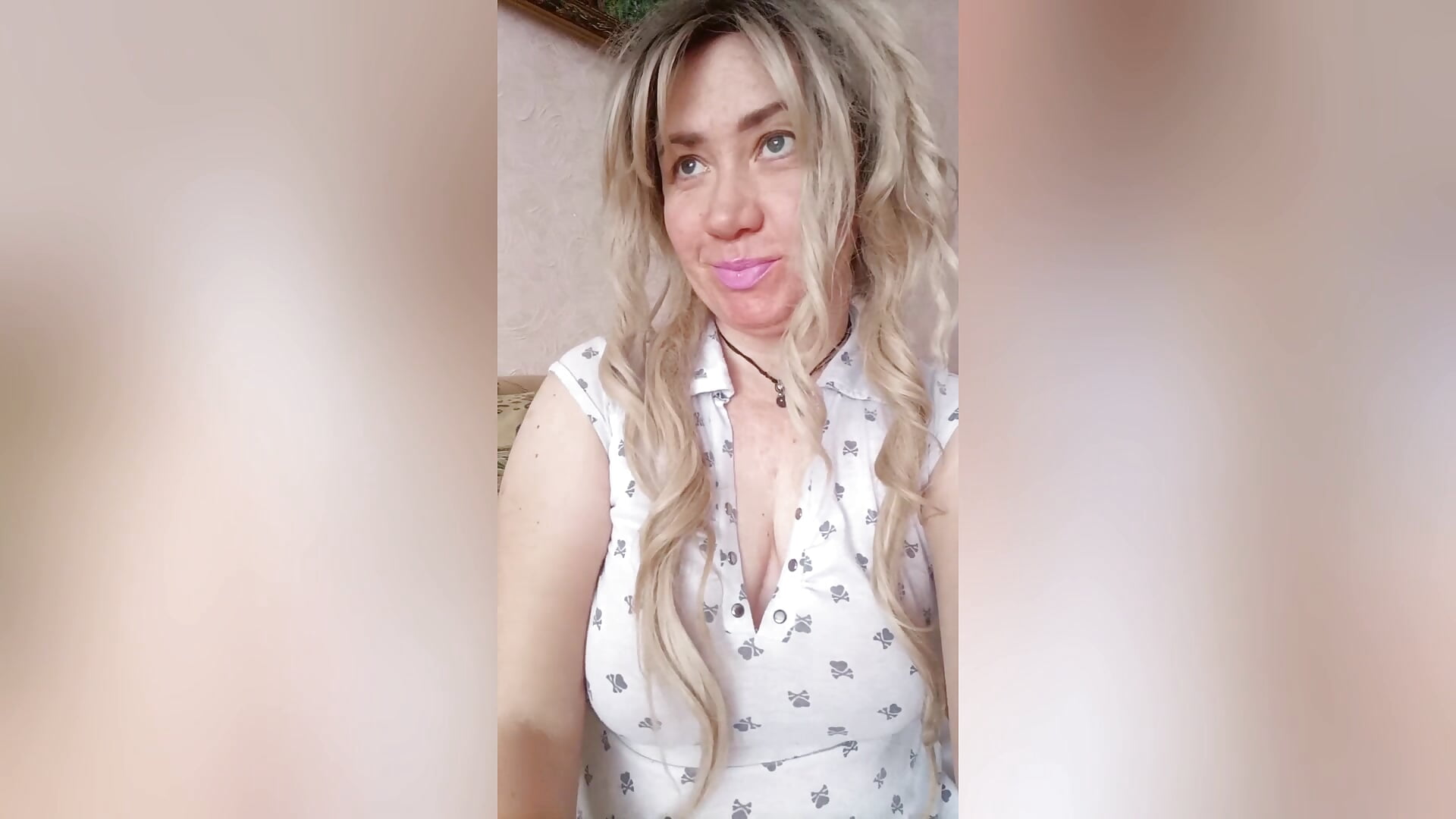 hi – video modela na kameri ClaireShannon