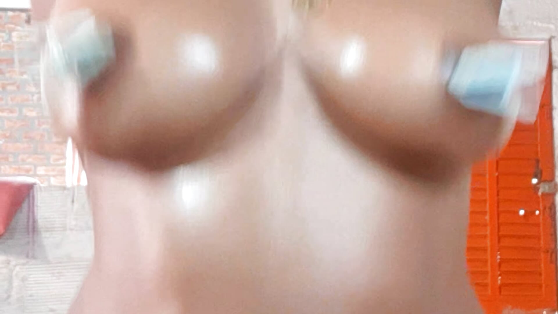 Come and dance with me 😏😏 – video od webkamerové modelky ChanneldelaCroix