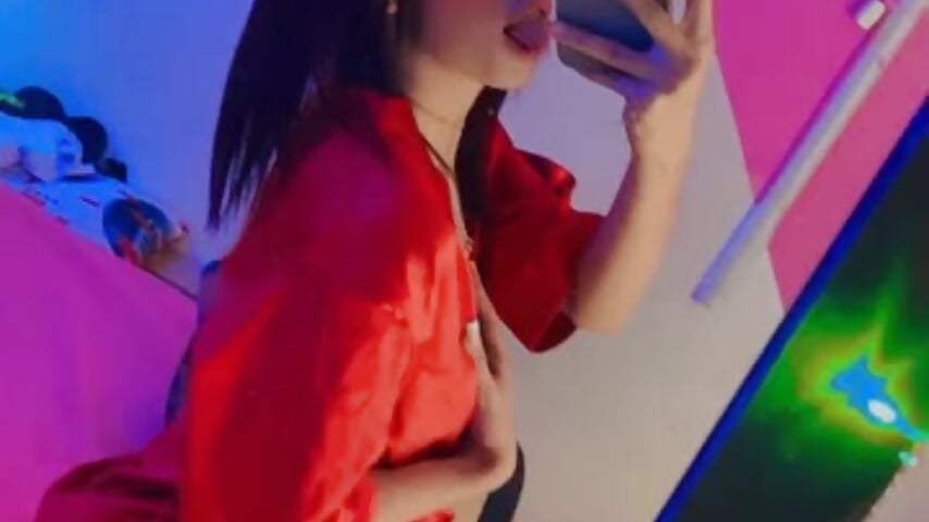 Holis 🫠 - video by Nahomi_222 cam model