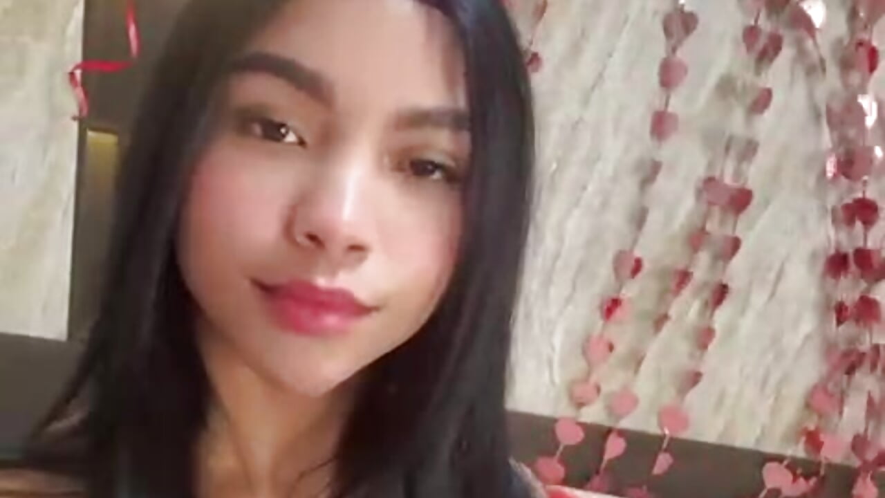 San Valentin Day❤️－カメラキャストのevony_becker_の動画