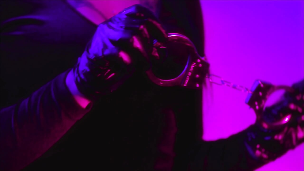 profile-intro-video-1764589328 - video by Mistress_Vampdoll_bdsm_ cam model