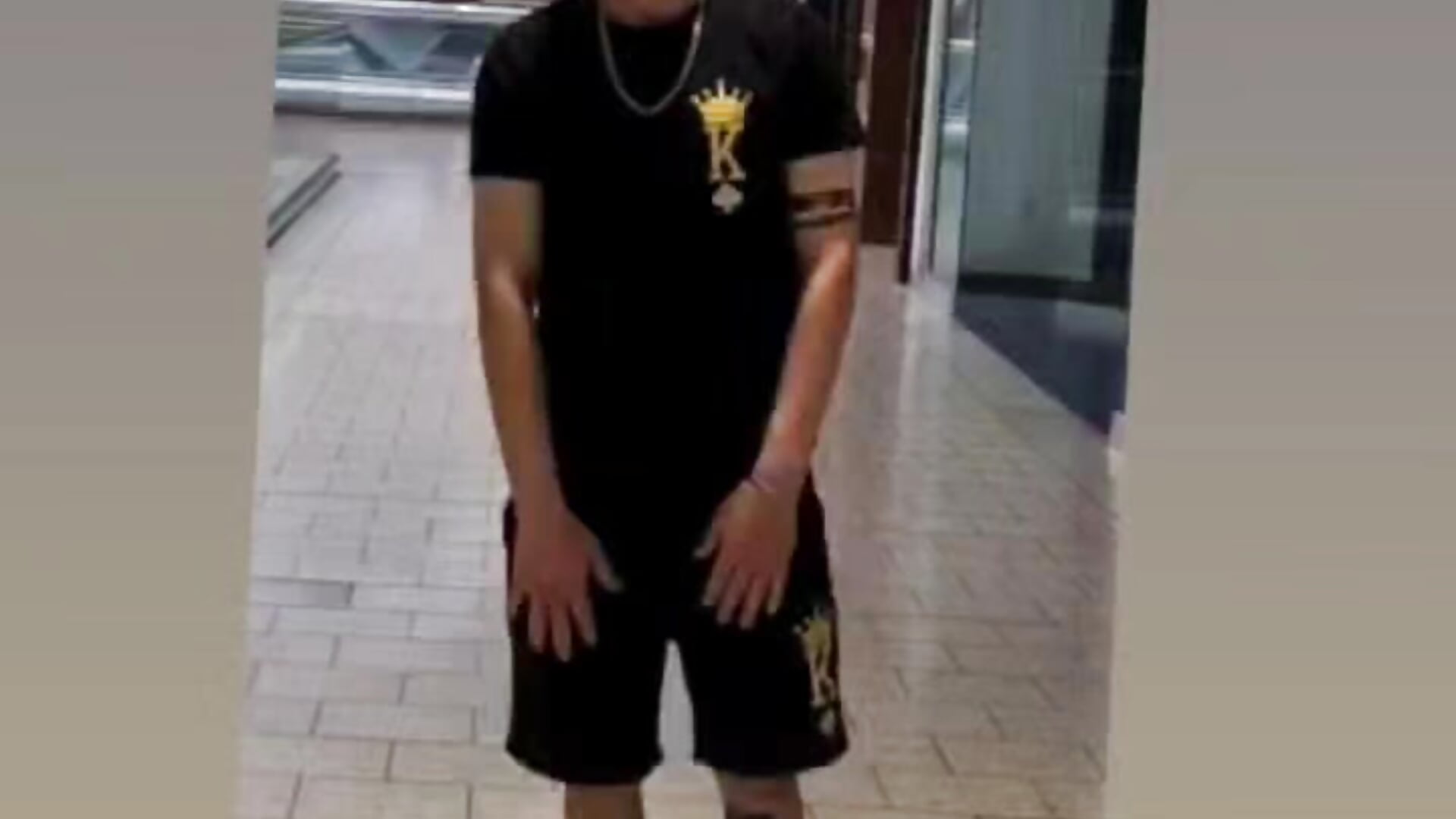 234e8e31-d070-4826-9c6e-7d858daf6755-1_all_56 - video by A-L-E-S-I-S cam model