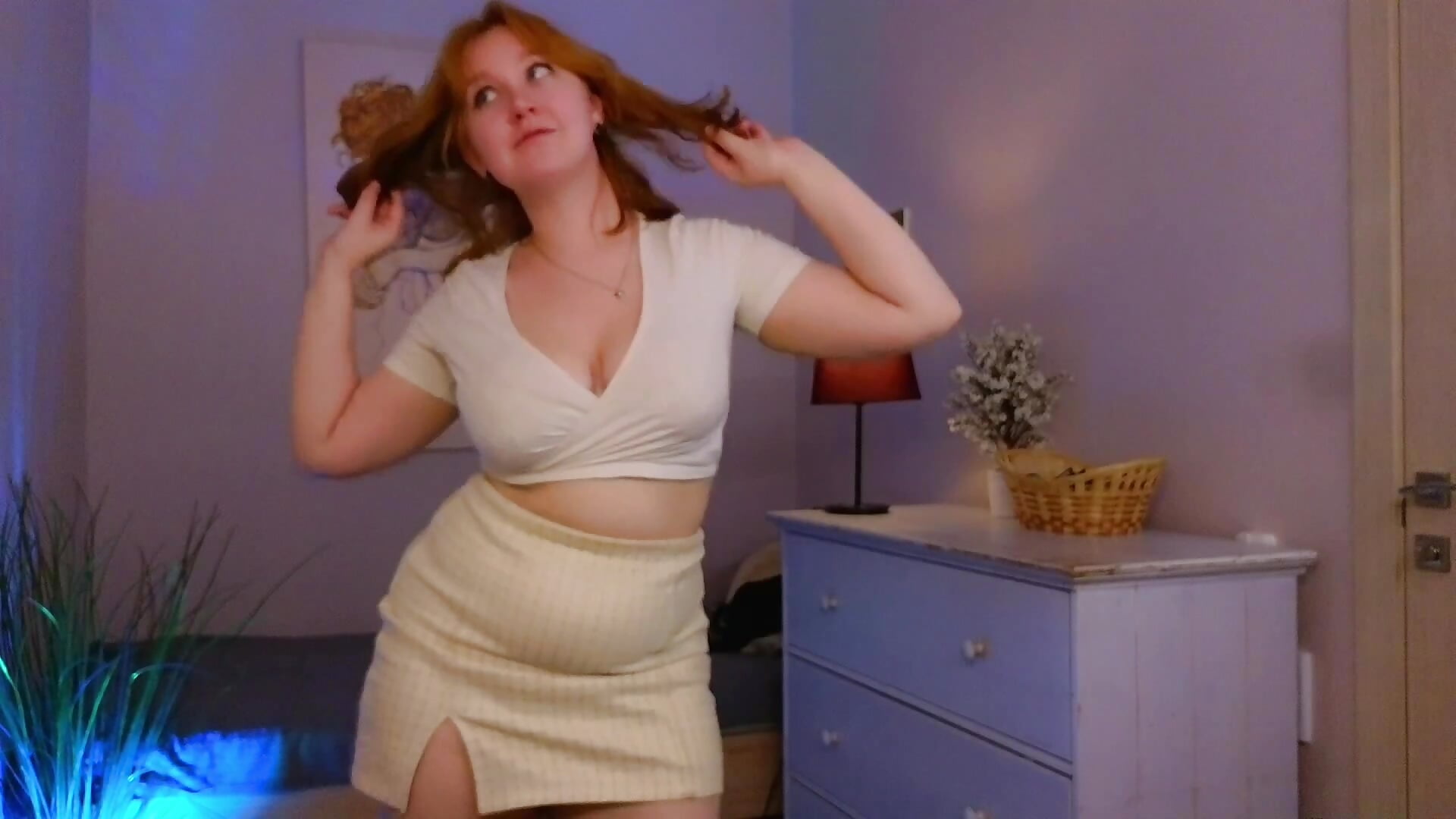 Hey hey! Welcome :3 - video by _aurareflection cam model