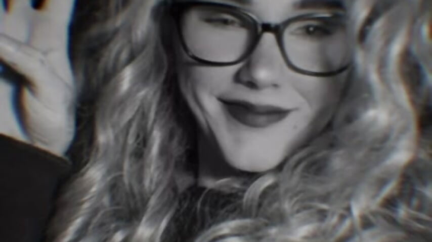 AE7118BA-B53C-4131-A34B-7715137A9255 - vidéo du modèle de showcams ToplessTalks