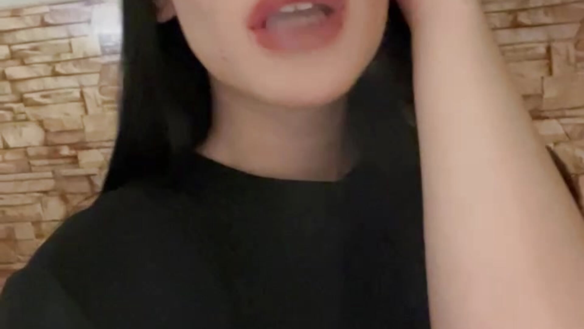 Hello, my guild - video by VivianMalone cam model