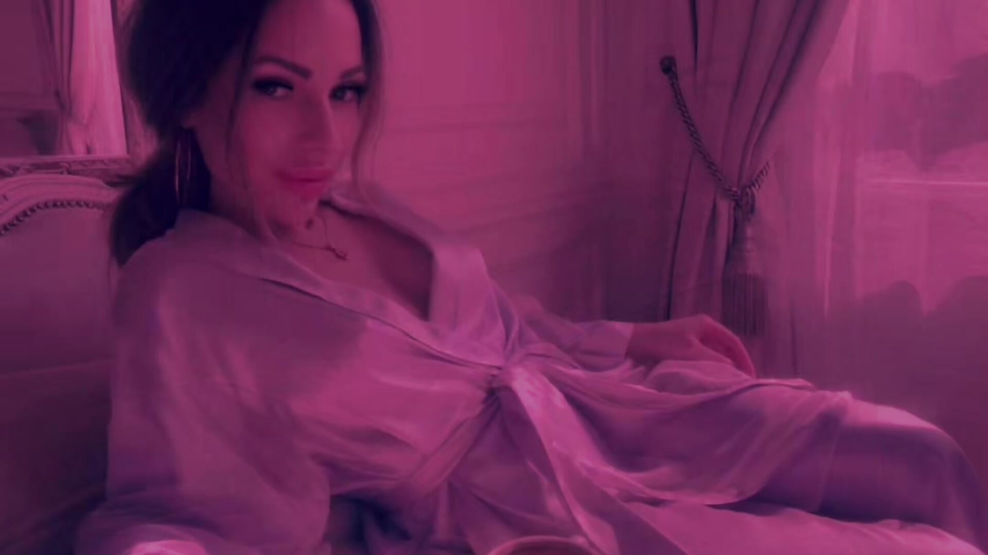 😋 - відео від вебкаммоделі Sweet_little_gir