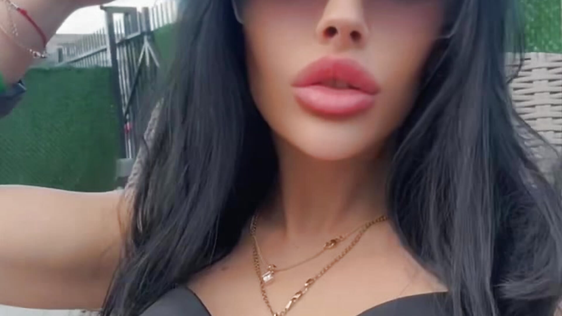0e2eb067f34c41d495ad1b44452d8c42 - clip cu Sweet_little_gir model videochat