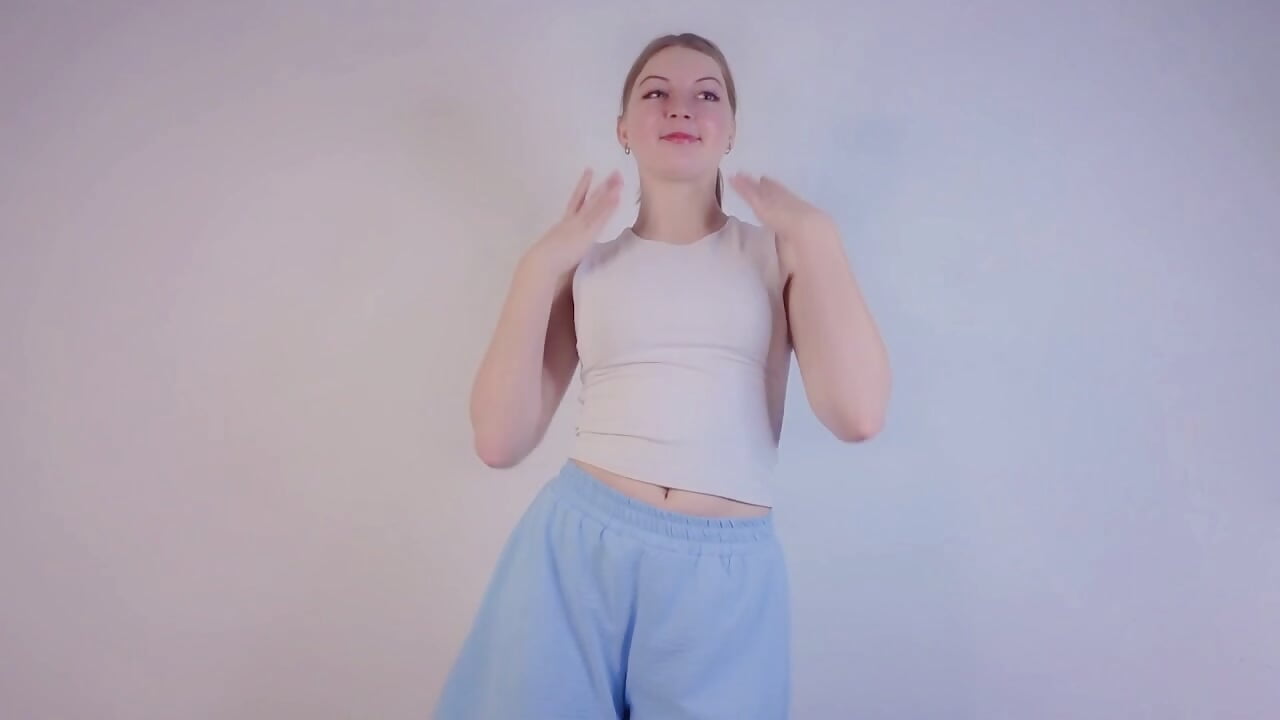 My first dance for you - video by VerllineUrquidez cam model