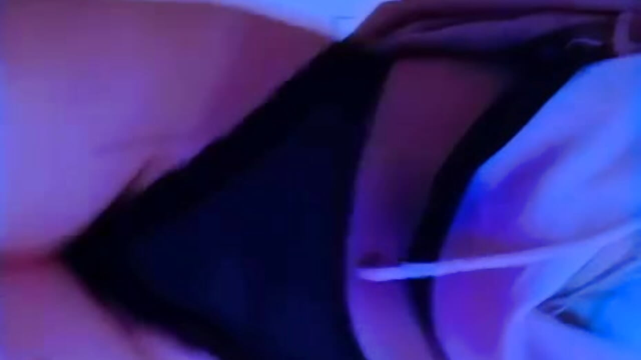 🐰 - vidéo du modèle de showcams Tinashiny