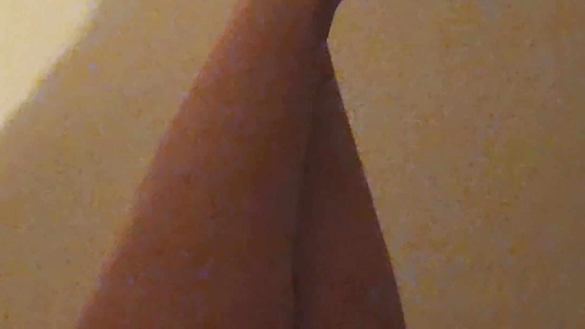 Pieds nus - video by LadyTalona cam model