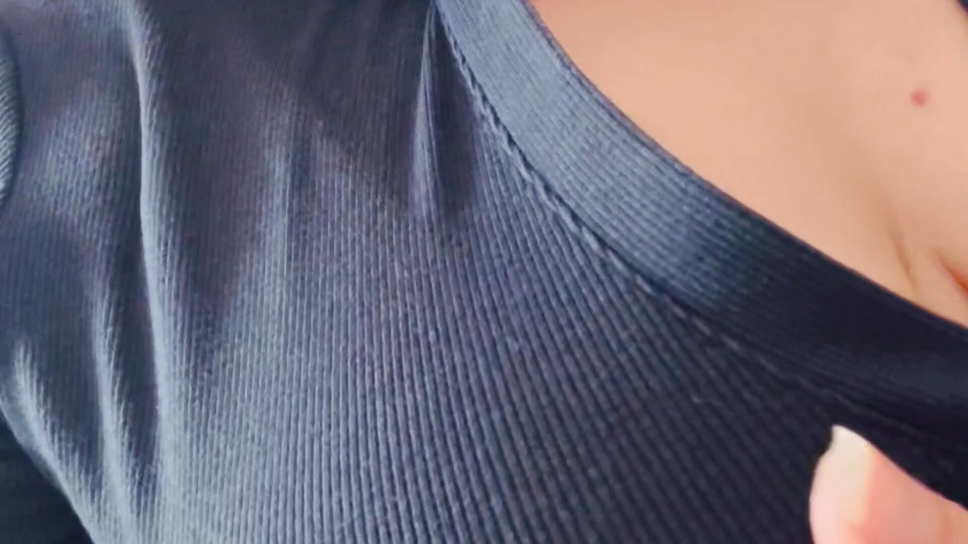 IMG_0069 - video by RosaliaVicky cam model