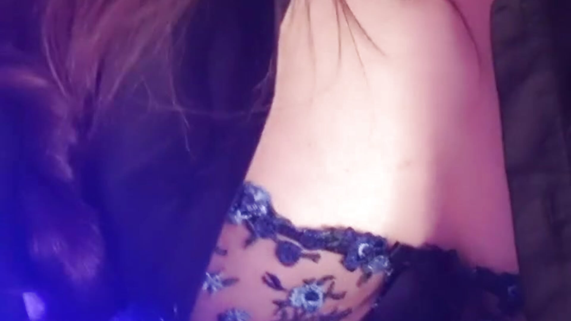 😱😱 - vidéo du modèle de showcams _RosieRider