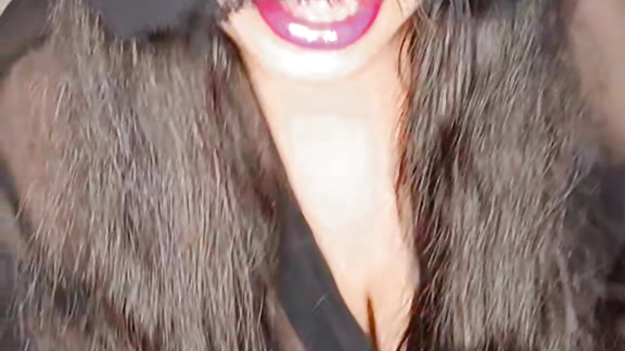 نار 🔥 - video by Amou-na cam model