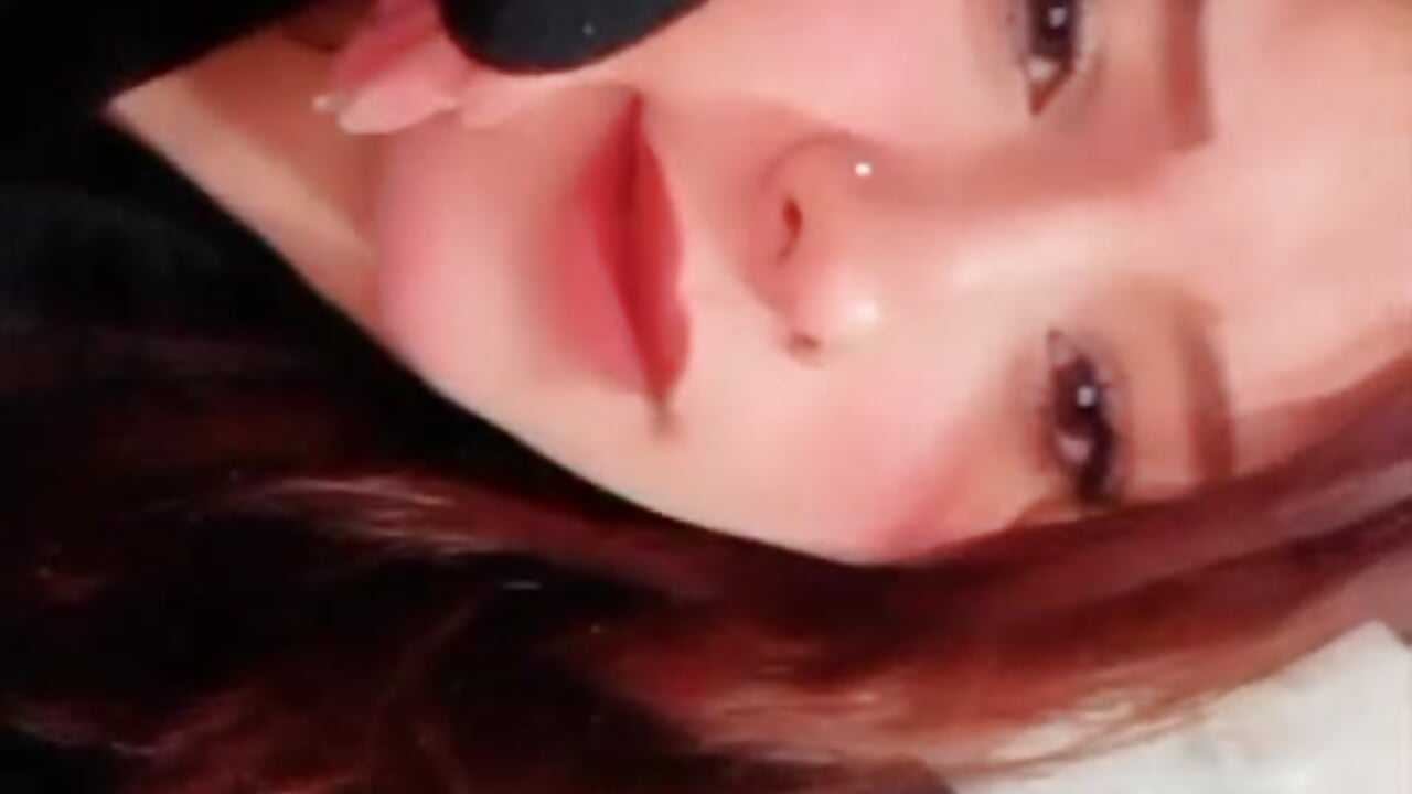 Me 🌸 - 視頻由 Lucy_greey 主播提供