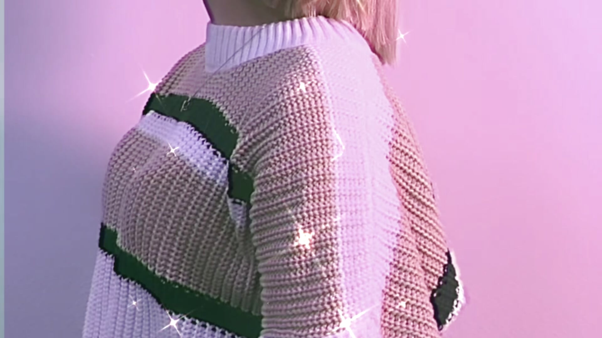 0B9723F8-808C-4EEF-8510-3FE2FDD03DE2 - video by NetaVongsamphanh cam model