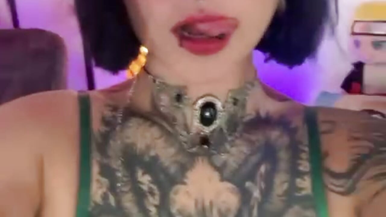 Shh－カメラキャストのAryRousseの動画