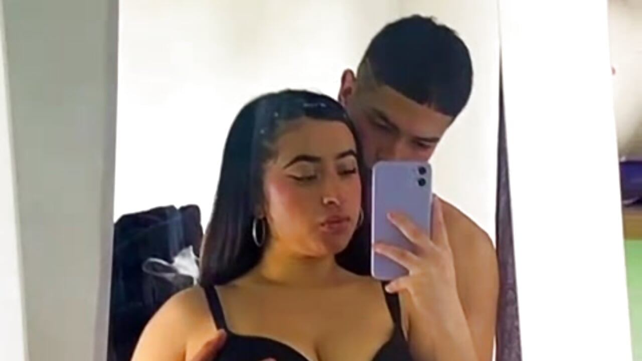 the contact starts soft and ends up being fire - video by _CandyBlaze_ cam model