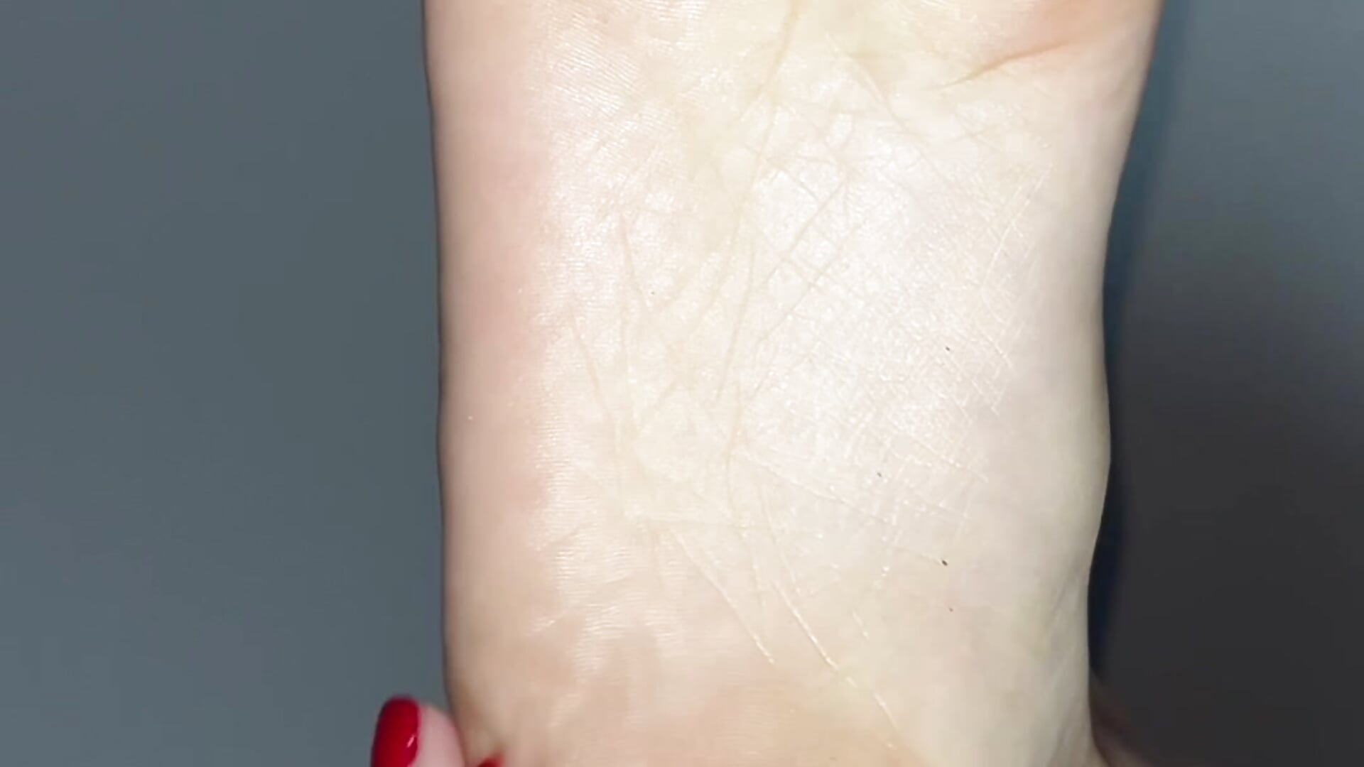 For my feet lovers 2 - video by s4rah cam model