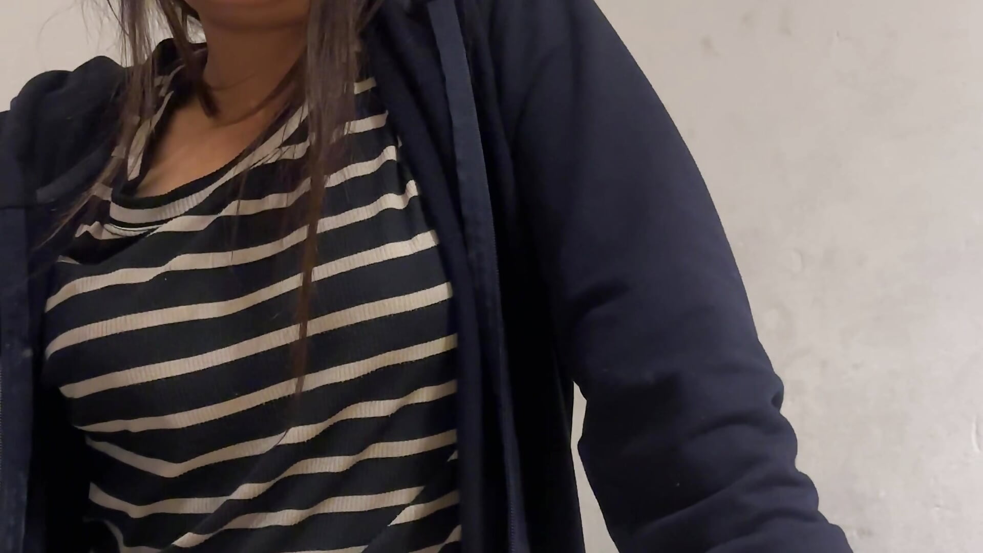 IMG_2679 - video by summerpremium cam model