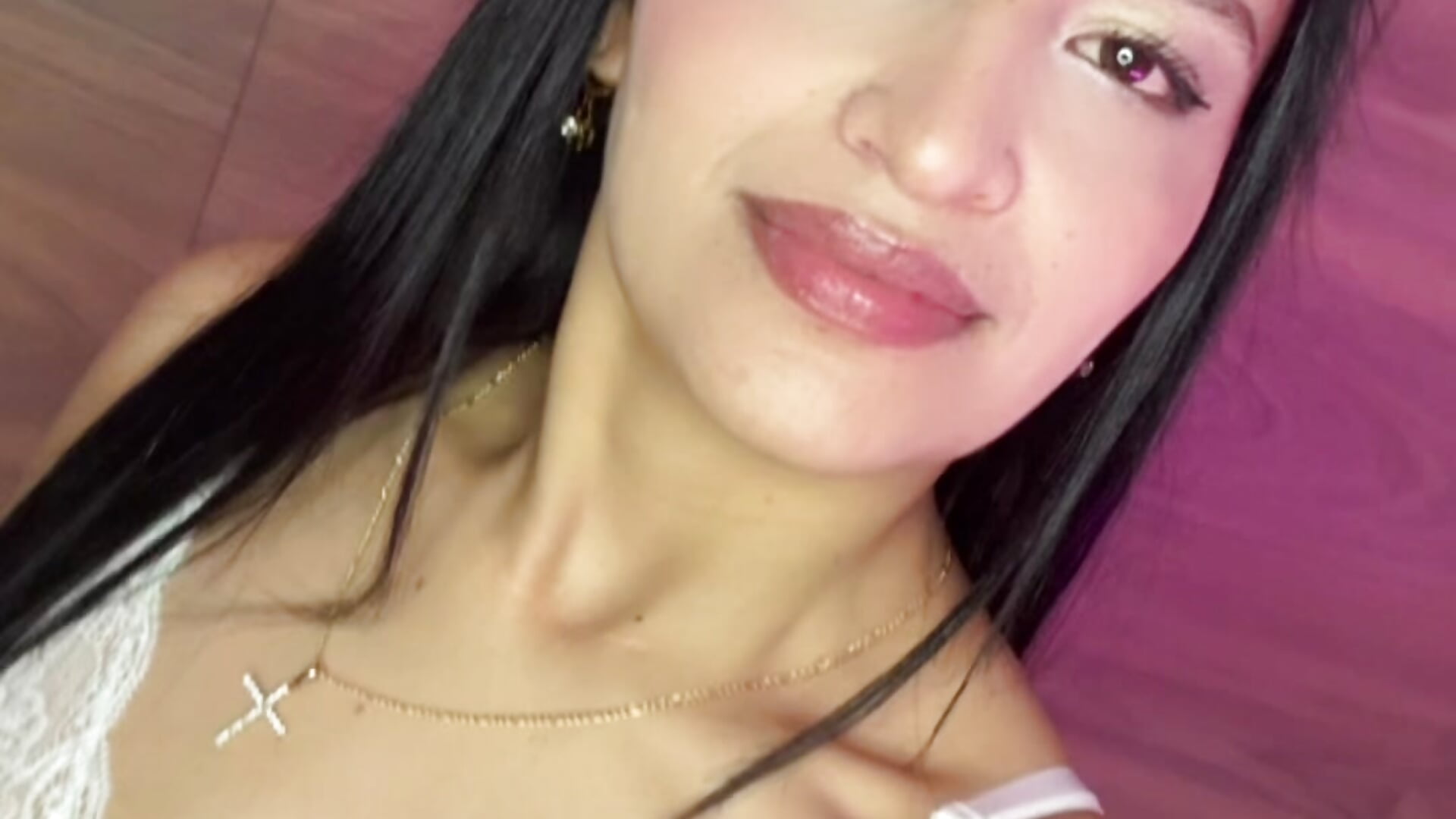 KISSES BABY♥ - video by alice_watson_ cam model