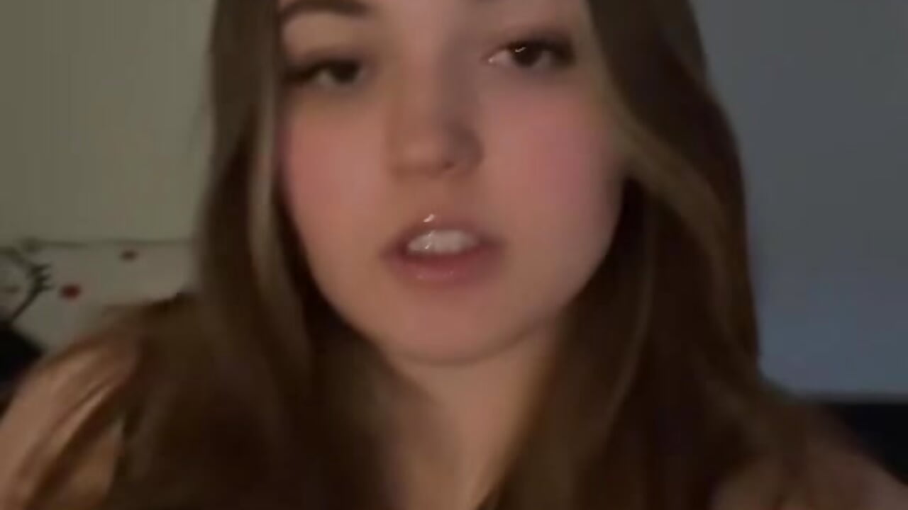 Just me being funny :D - video by NiaElsien cam model