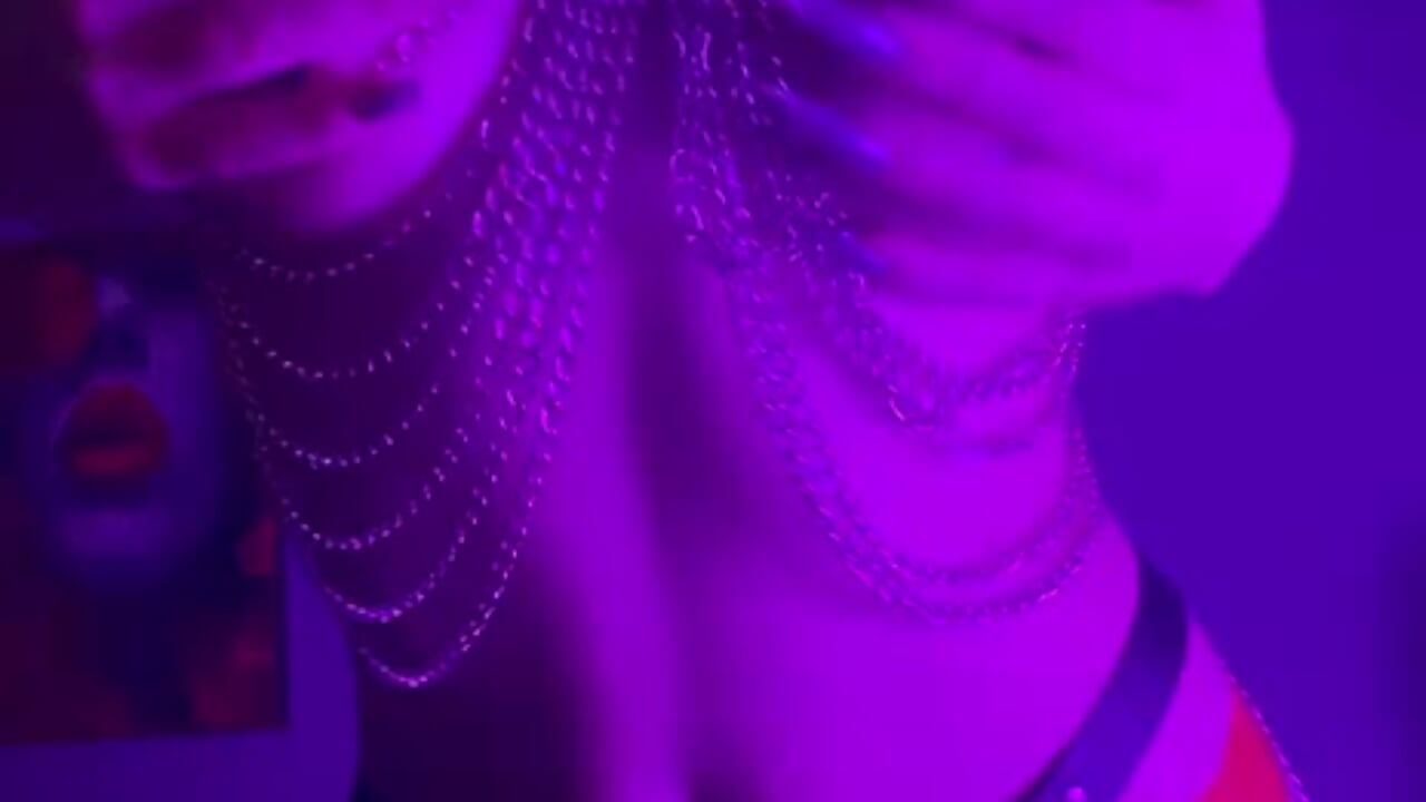 horny vibes - video by mikameovv cam model