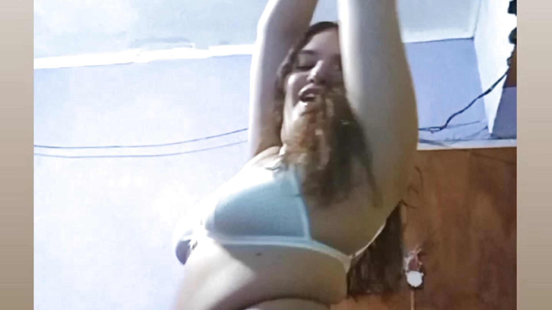 Dance girl 🫦 - video by eviltati cam model