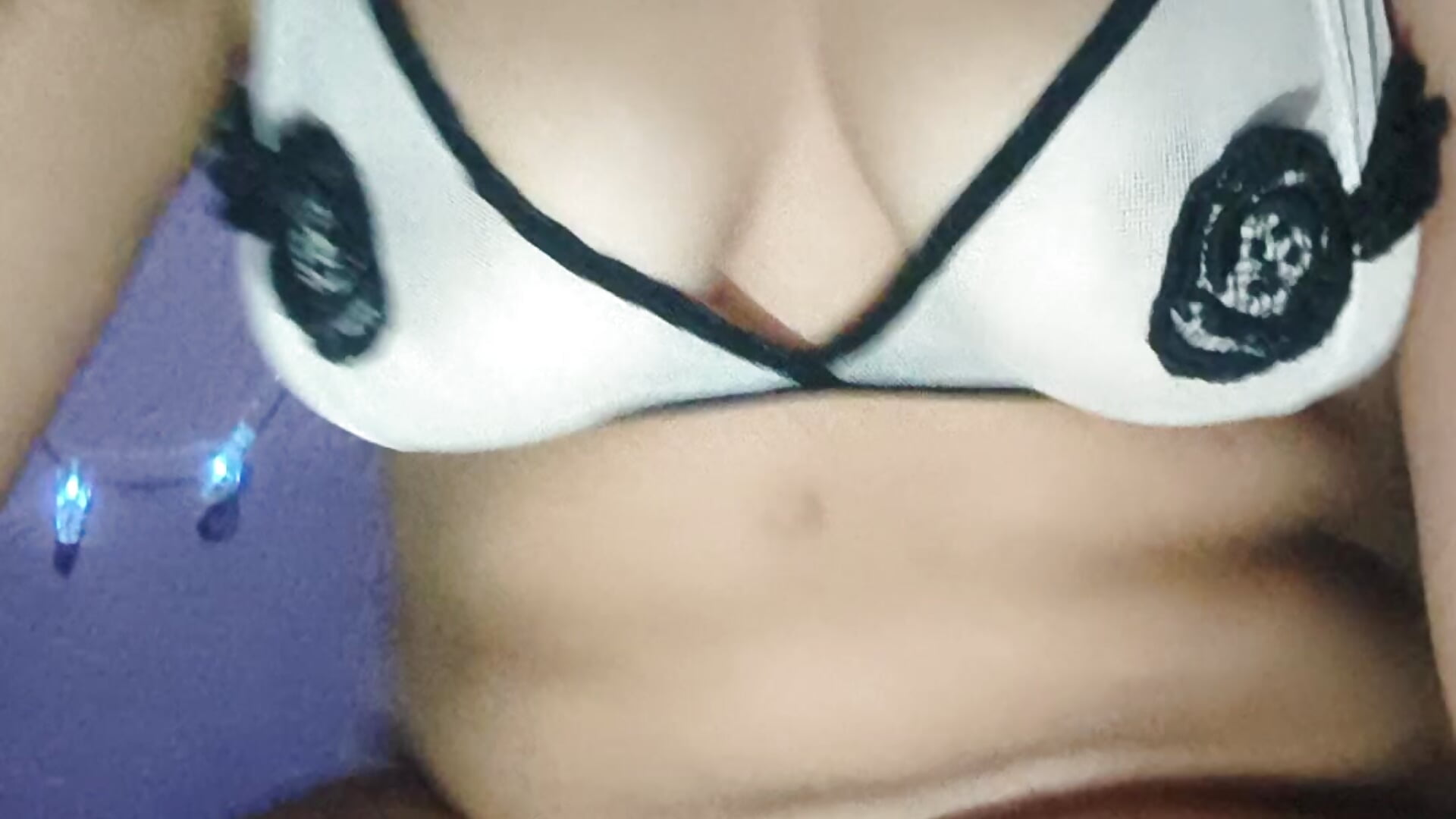 Baby bunny - video van eviltati cam-model