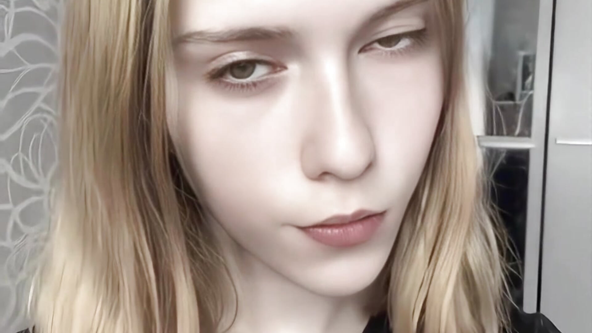 Late Walk Home - video by EvaLoveer cam model