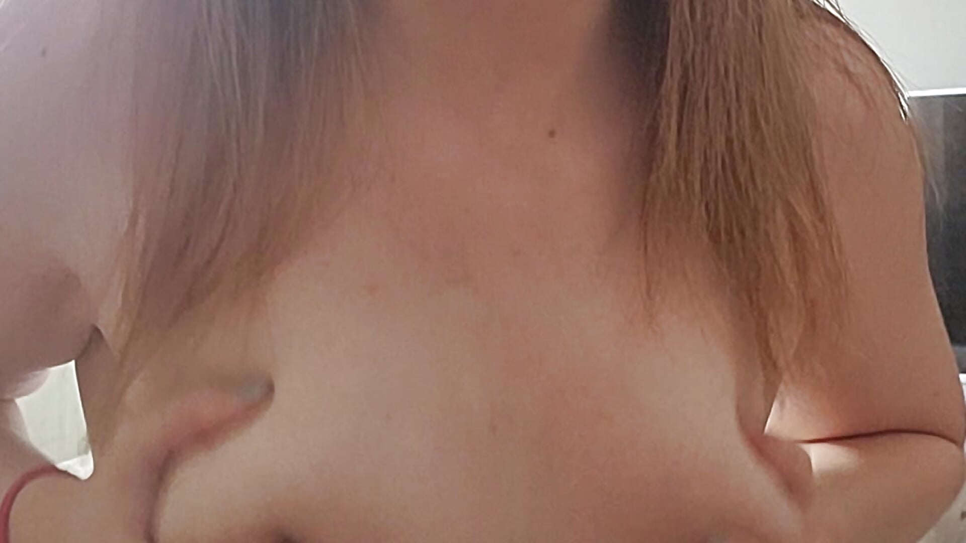 Pechos de saliva que guarra soy - فيديو من Sareyxon موديل الكام