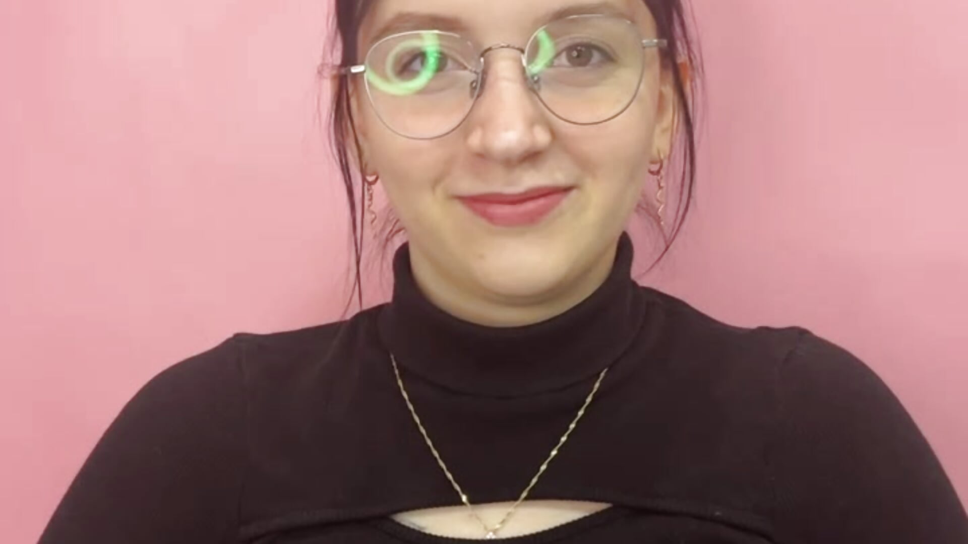 Hello))👋 - video by AmyDilox cam model