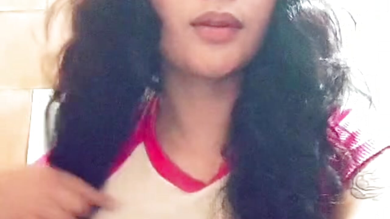 WhatsApp Video 2025-12-12 at 6,00,34 AM - video by Lexieluna cam model