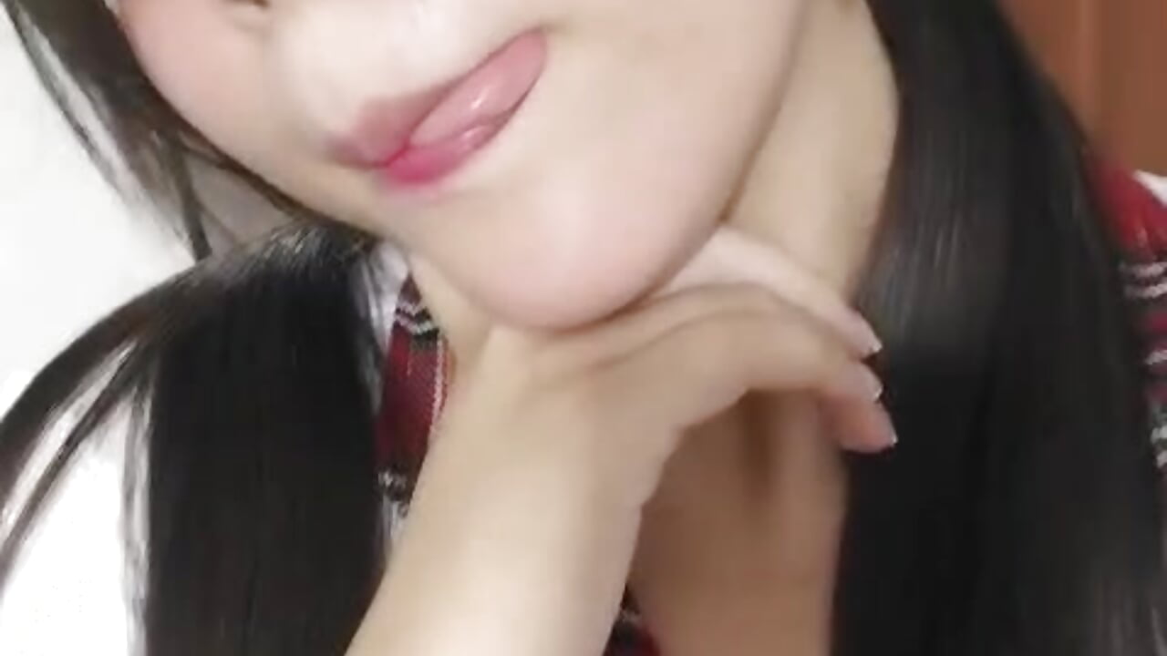 🌸 - video oleh model kamera Sarita_Velez