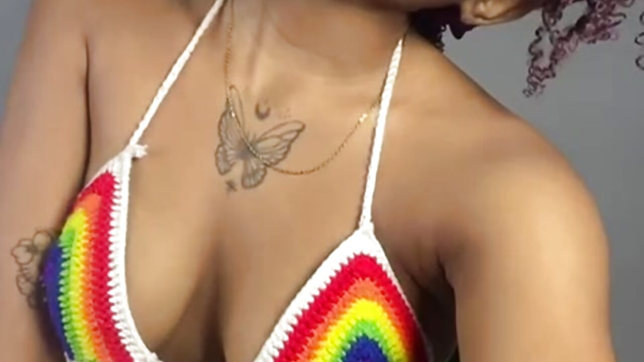 Colors - video by Sweet_candy_09 cam model